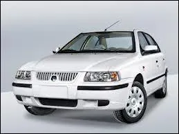 Quel est le nom du constructeur de cette voiture ?