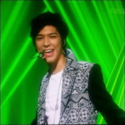 Comment a-t-il attir l'attention avant ses dbuts ?