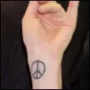 Peace and love pour...