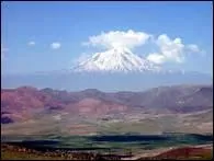 Sur les hauteurs de quel mont de plus de 5000 m�tres d'altitude l'arche de No� aurait-elle �chou� ( Gen�se, VIII, 4 ) ?