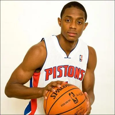 Qui est ce joueur des Pistons ?