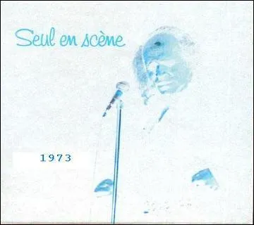 Ils ont des becs, ils ont des yeux perants Comme les femmes Les oiseaux ------ Ils ont la grce, ils volent adorablement Comme les femmes Les oiseaux ------- Ils ont des pattes et marchent dans le vent Comme les femmes Les oiseaux ------ 