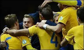 Marquer 4 buts  l'Allemagne, ce n'est pas facile. Surout dans un match officiel. Surout quand on perd 4-0  l'heure de jeu. Mais cette quipe l'a prouv, rien n'est impossible quand on y croit ! Quelle est cette quipe ?