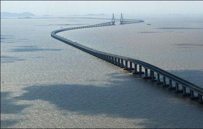 En quelle anne le pont de Donghai a t inaugur ?