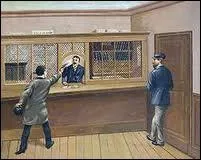 Le 25 mars 1912, le trio habituel accompagn de Monniet, Valet et Soudy font un braquage improvis dans une succursale de la Socit gnrale. Garnier, Valet, Monnier et Callemin abattent deux employs et s'enfuient avec leur butin. Dans quelle ville de l'Oise cela s'est-il pass ?