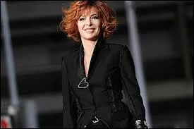 Son single  Oui mais non  est extrait de quel album ?