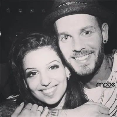 Quelle est la chanson de J. J Goldman qu'elle a reprise avec M Pokora ?