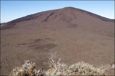 Le Piton de la Fournaise est toujours actif :