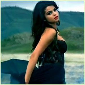 Selena Gomez a joué dans  Princess Protection Program : Mission Rosalinda , mais comment s'appelait-elle dans le fillm ?