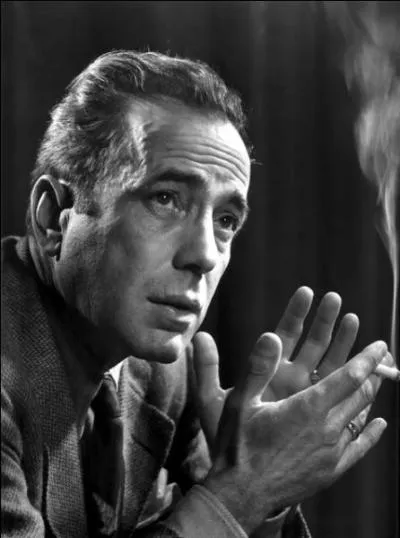 À quelle place L'American Film Institute a-t-il classé Humphrey Bogart parmi les 25 meilleurs acteurs ?