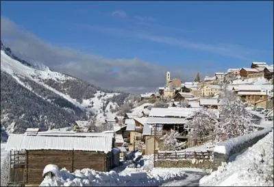 Dans quel dpartement se trouve Saint-Vran, souvent qualifi de plus haute commune de France  ?