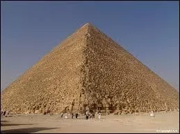 Dans quel site d'Egypte se situe la pyramide de Khops ? Elle est haute de 137 mtres, et  t difie il y a plus de 4500 ans !