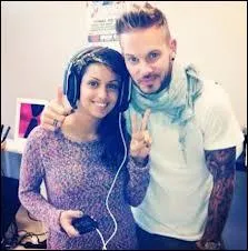 Complte les paroles !  Envole-moi loin de cette fatalit qui colle a ma ... !  