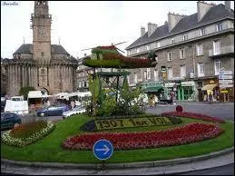Pour finir, je vais vous faire visiter la ville de Vire ( Calvados ). Elle est chef-lieu ...