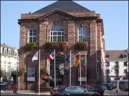 Nous allons faire un petit dtour par la Lorraine et la ville de Raon-l'Etape ( Vosges ). Elle est d'ailleurs chef-lieu ...