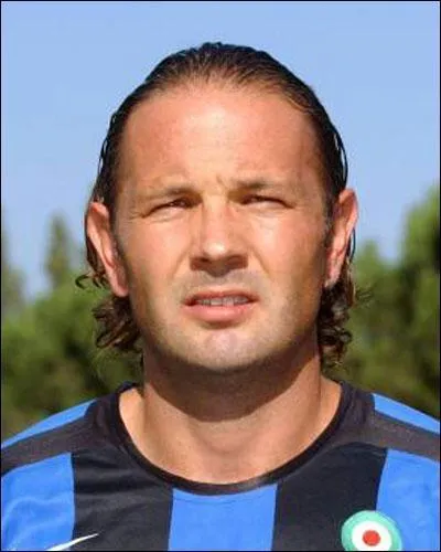 Parmi ces clubs, lequel a t frquent par Sinisa Mihajolvic ?