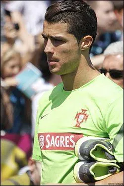 Quel est l'actuel numro du maillot de Cristiano Ronaldo au Real Madrid ?