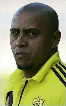 Quelle est la masse de Roberto Carlos ?