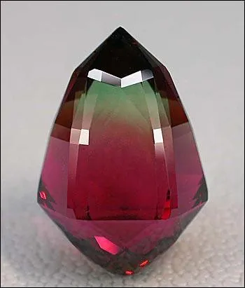Quelle est cette pierre prcieuse ?