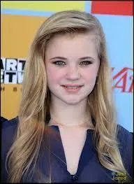 Qui joue le rle de Franie la  frappadingue  ?