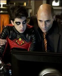 Comment s'appelle le pre de Red Mist ?