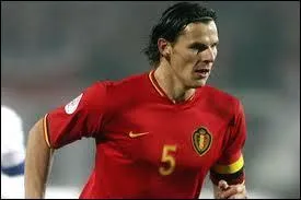 Pour lequel de ces trois clubs Van Buyten n'a-t-il pas jou ?