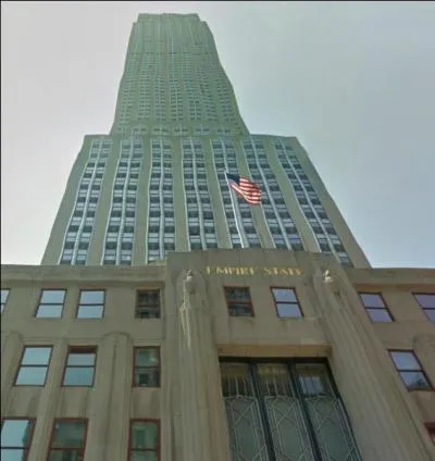 Quel clbre monument new-yorkais fait partie des sept merveilles du monde  moderne  ?