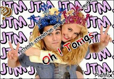 De quelle couleur est le maquillage de Ludmila ?