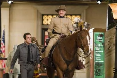 Comment s'appelle le personnage qui se trouve sur le cheval ?