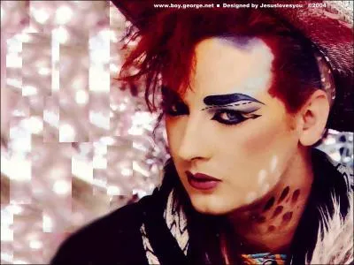 Au sein de quel groupe, Boy George a-t-il chanté ''Karma Chameleon'' ?