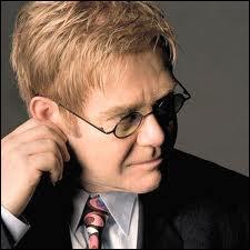 Quelle chanson Elton John a-t-il chantée aux obsèques de Lady Diana ?