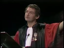 Comment Pierre Desproges concluait-il ses rquisitoires dans le  Tribunal des flagrants dlires  ?