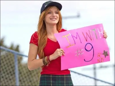 Que fait Bella depuis peu ?