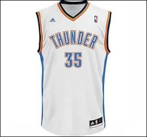  qui appartient ce maillot de NBA ?