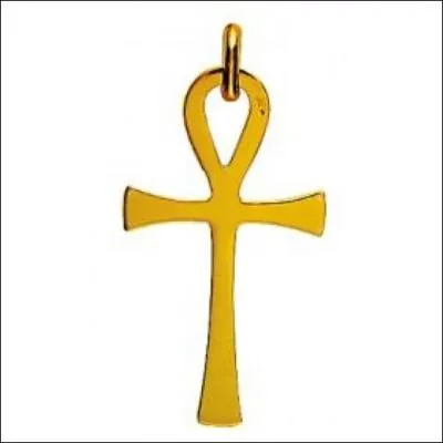 Quel est ce bijou,  tendance nettement sacre ?