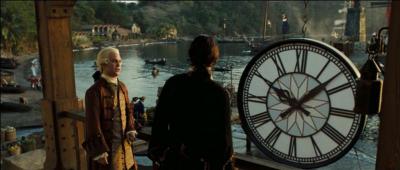 Lors de quel pisode de la saga  Pirates des Carabes , Lord Cutler Beckett fait-il son apparition pour la premire fois ?