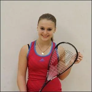 A quelle place a-t-elle fini au championnat de France pour les -17 ans ? Elle a 15 ans.