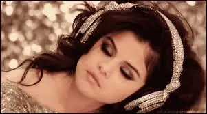 En quelle anne le groupe a-t-il reu la rcompense ''Meilleur groupe rvlation'' ?