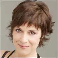 Jasmine Roy, répétitrice à la Star Ac', est égérie pour...