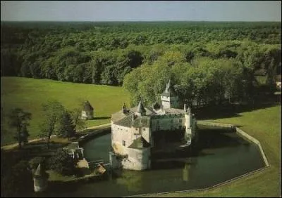 Qui est n au chteau de la Brde ?