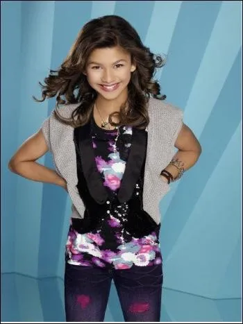 Comment s'appelle cette jeune fille ?