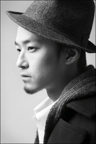 De quel groupe, spar depuis 2011, faisait-il partie ?