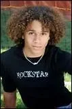 Vrai ou faux : Corbin Bleu ( High School Musical ) a fait galement une apparition dans ''Hannah Montana''.