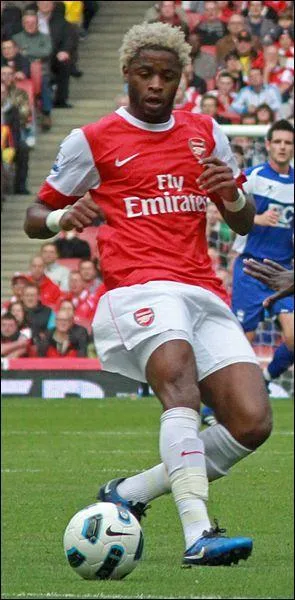 Qui est ce footballeur camerounais ?