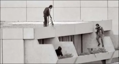 Lors de quels Jeux Olympiques une prise d'otages d'athltes israliens connut-elle une fin tragique ?