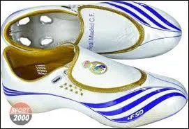 Qui est l'actuel quipementier du Real ?