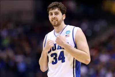 Qui est ce joueur des Lakers ?