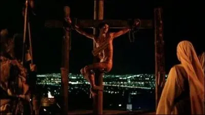 Un film superbe de Denys Arcand c'est Jsus de Montral. Crucifixion tourne sur le Mont-Royal avec dans le rle de Jsus...