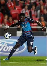 Quel est le numro international de Gomis ?