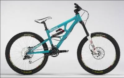 Combien de dbattement a ce BIKE ?